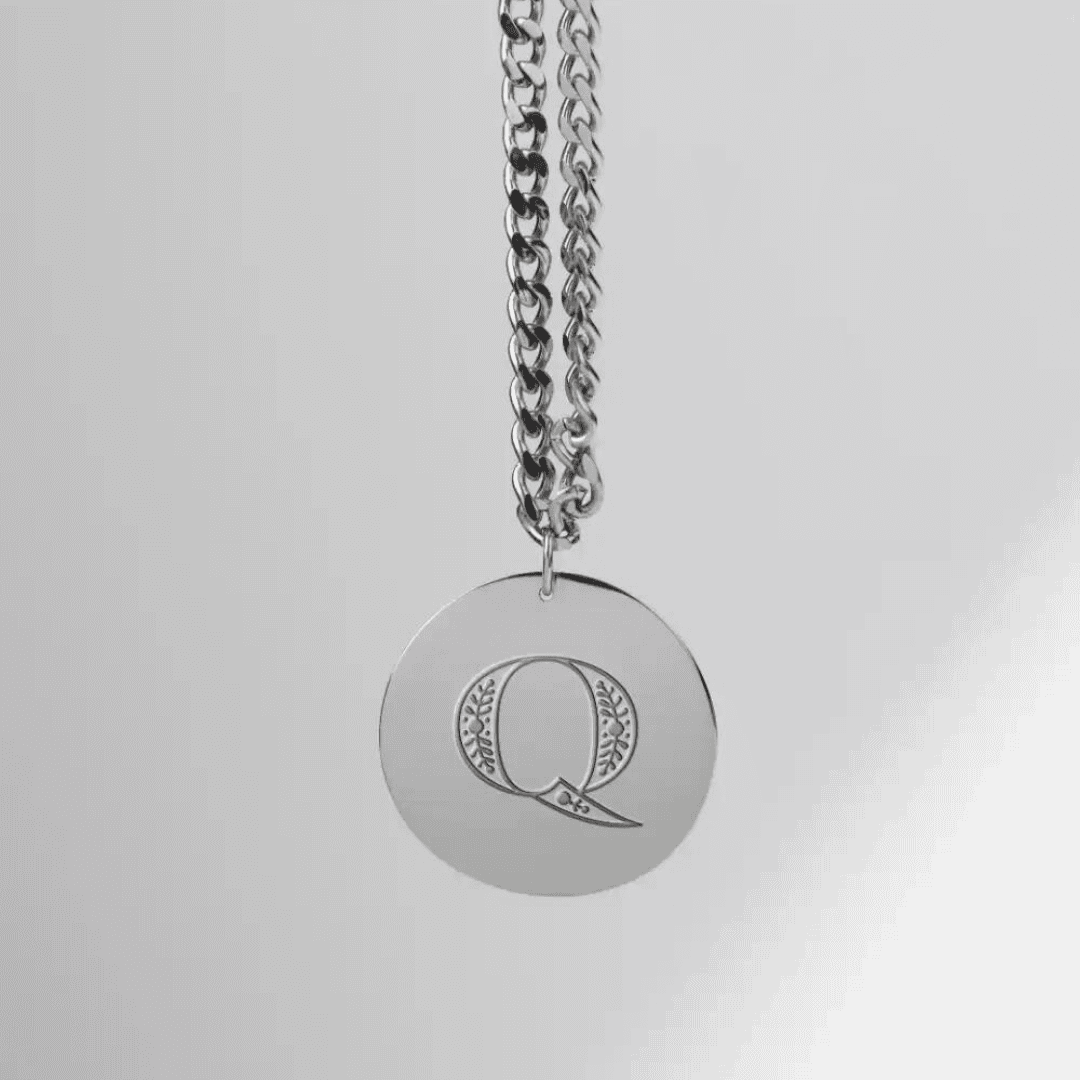 Christian Personalized Initial 'Q' Pendant with 1 Thessalonians 5:19-22 Engraving - Image 3